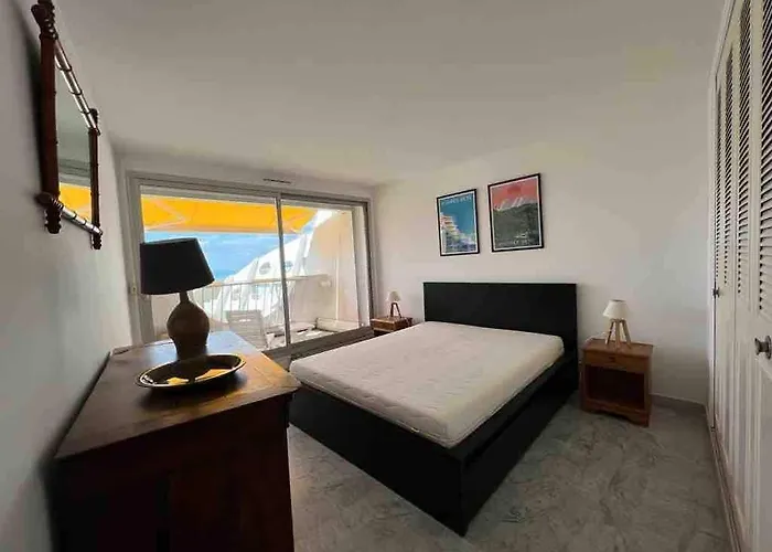 4 Pieces, Vue Mer, Piscine Et Parking Prive